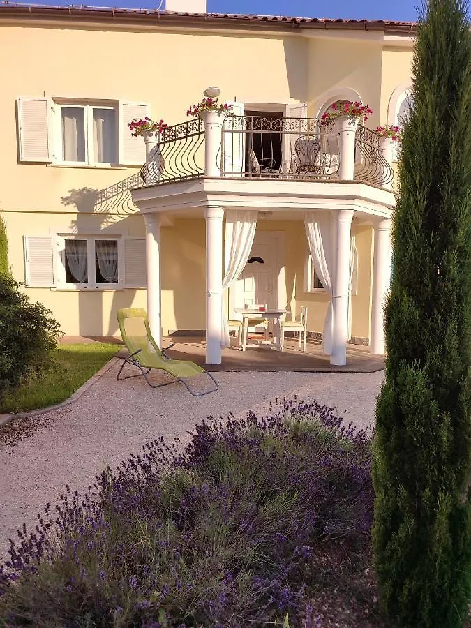 Villa Mandolina Apartments Zadar