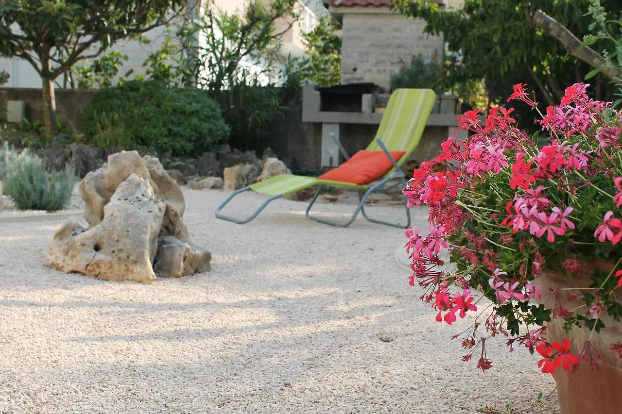 Villa Mandolina Apartments Zadar Croatia