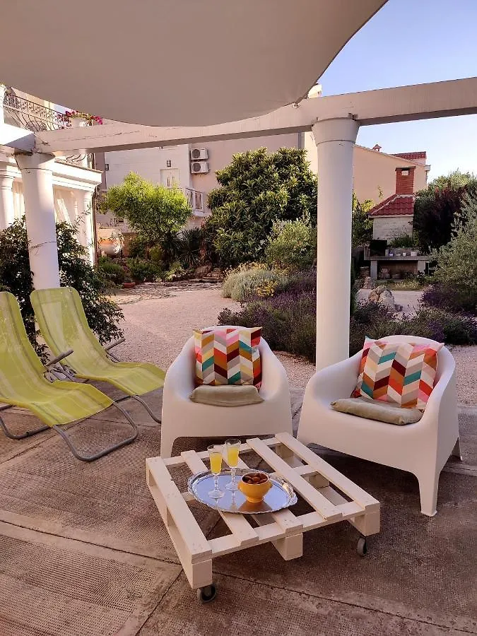 Villa Mandolina Apartments Zadar Croatia